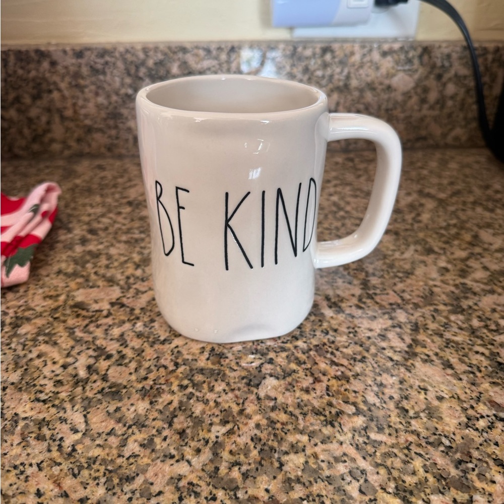 White Rae Dunn Ceramic Mug- “Be Kind” NWOT